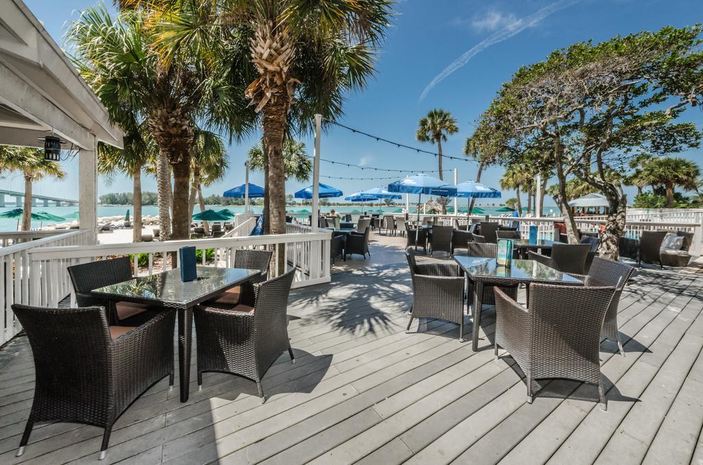 Dreamview Beachfront Hotel & Resort クリアウォーター・ビーチ エクステリア 写真