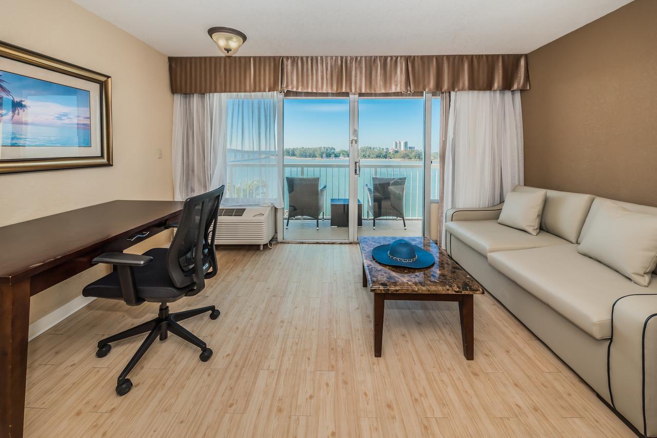 Dreamview Beachfront Hotel & Resort クリアウォーター・ビーチ エクステリア 写真