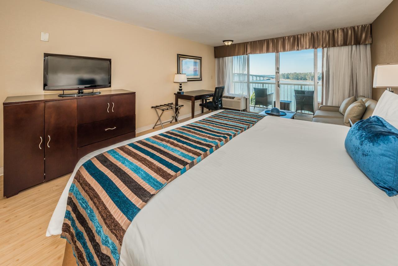 Dreamview Beachfront Hotel & Resort クリアウォーター・ビーチ エクステリア 写真