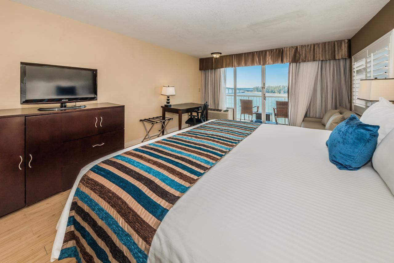 Dreamview Beachfront Hotel & Resort クリアウォーター・ビーチ エクステリア 写真