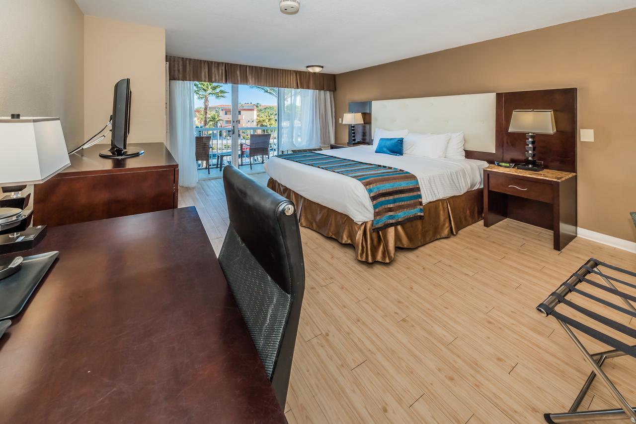 Dreamview Beachfront Hotel & Resort クリアウォーター・ビーチ エクステリア 写真