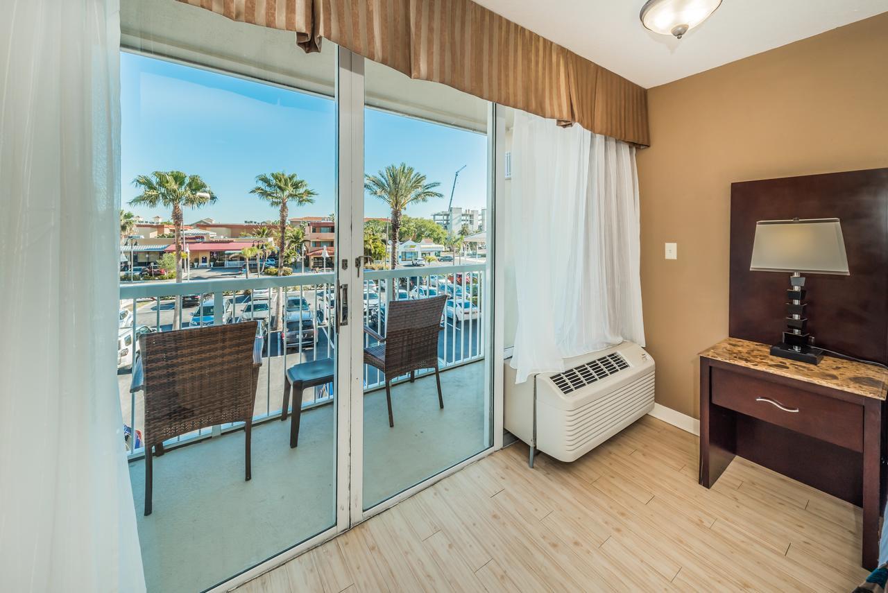 Dreamview Beachfront Hotel & Resort クリアウォーター・ビーチ エクステリア 写真